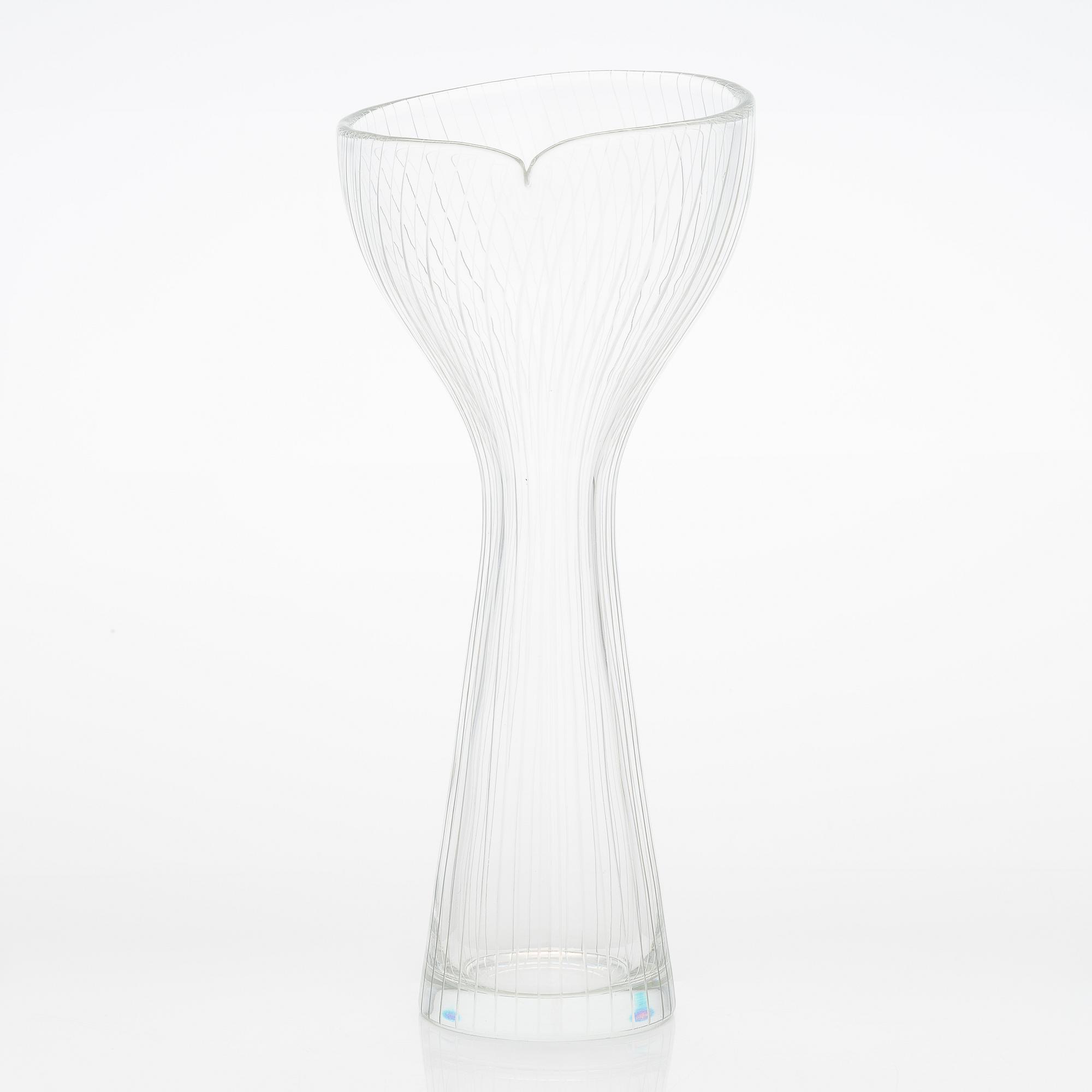 Tapio Wirkkala, a '3520' vase, signed Tapio Wirkkala Iittala -55.