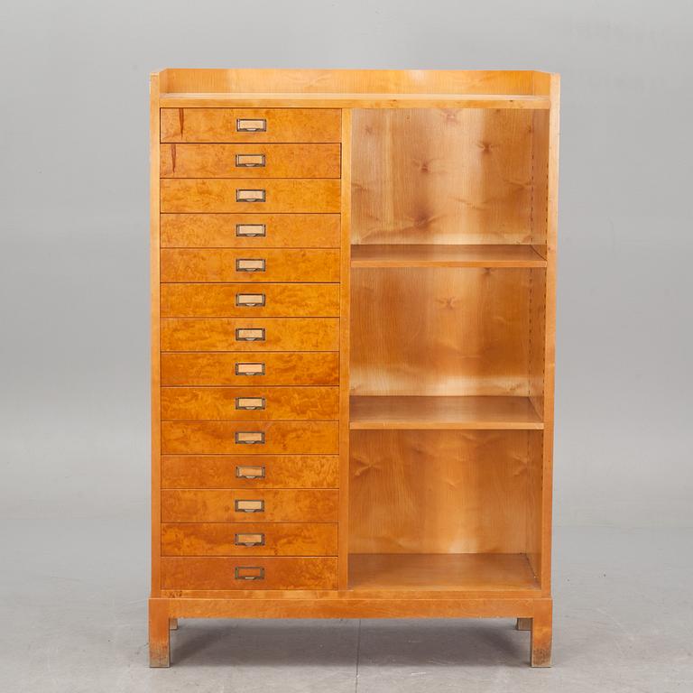 ARKIVSKÅP, 1900-talets första hälft.