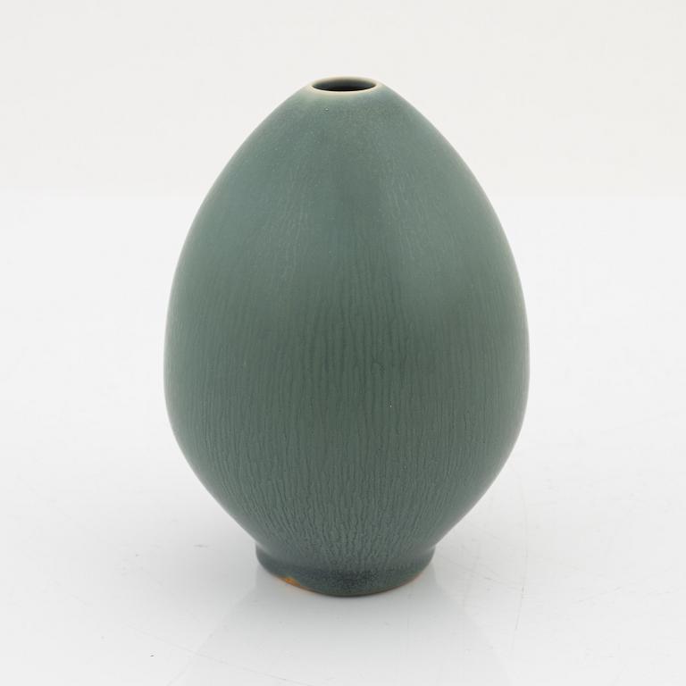 Berndt Friberg, a stoneware vase, Gustavsberg studio, Sweden 1967.