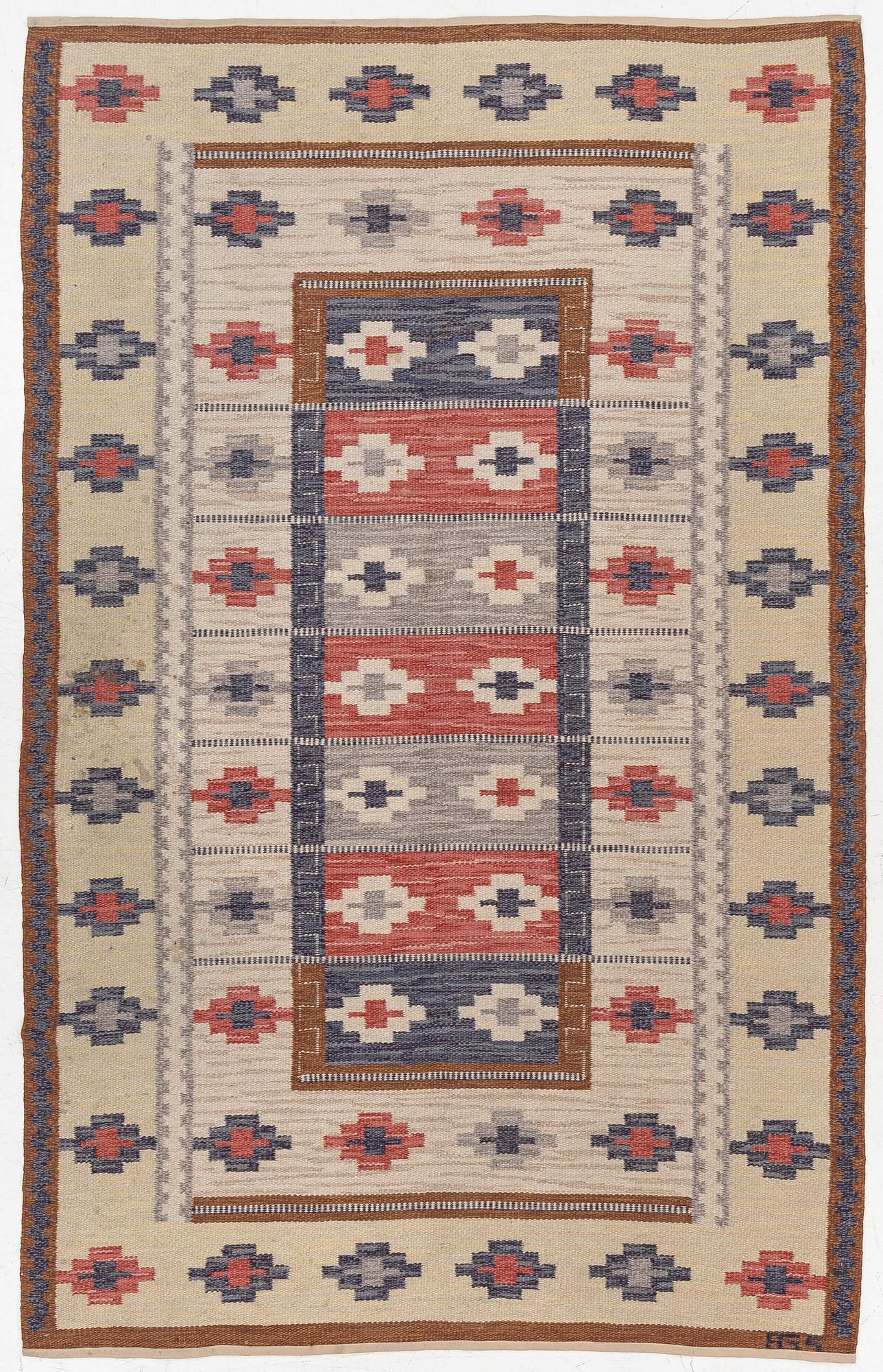 Anna-Greta Sjöqvist, A flat-weave capet, signed AGS, c. 255 x 160 cm.