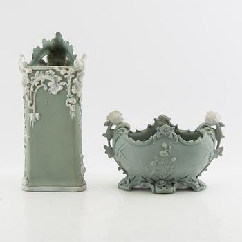 Vase and bowl England 20th century jasperware.