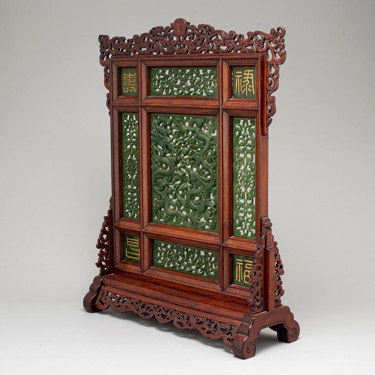 A Chinese carved firescreen/table screen, 20th century.