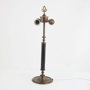 Melchior Wernstedt, a model "25760" table lamp, Nordiska Kompaniet, Sweden, 1920's.