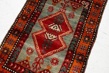 An antique Sivas Yastick rug, c. 93 x 53 cm.