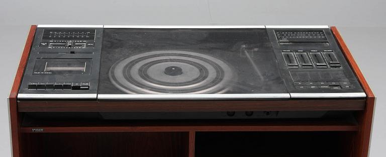 MUSIKMÖBEL, "Beocenter 2002",  Bang & Olufsen.