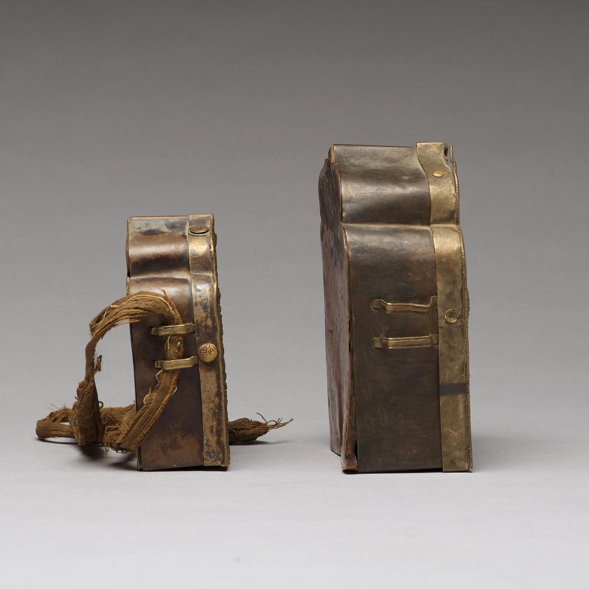 RESEALTARE, två stycken. Tibet, 1800-tal.