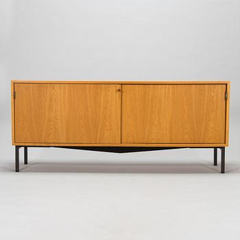 Florence Knoll, senkki/sivupöytä, Artek. Lisenssillä valmistettu Billnäsin tehtailla, Fiskars, 1960-luku.