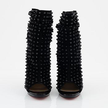 Christian Louboutin, stövletter, storlek 37.