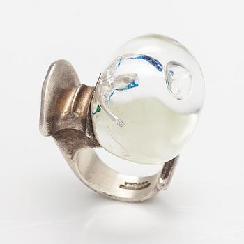 Björn Weckström, "Man i cosmos", a sterling silver and acrylic ring. Lapponia 2001.