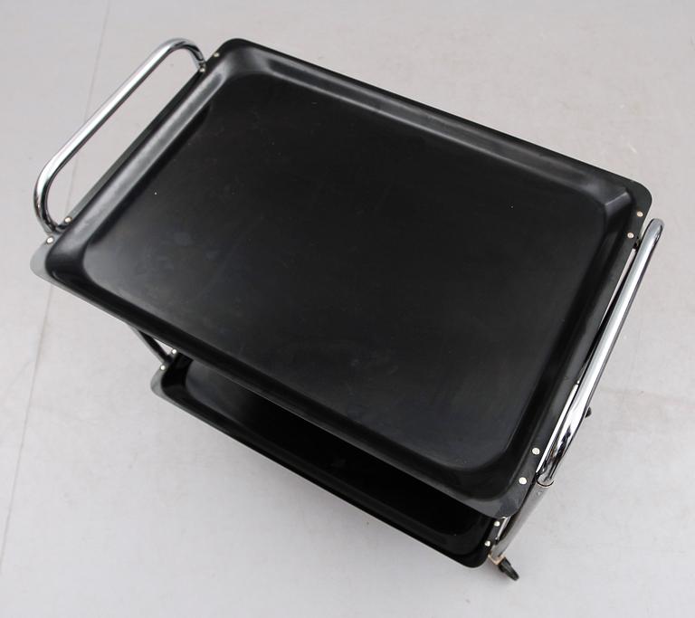 SERVERINGSVAGN, 1900-talets mitt.