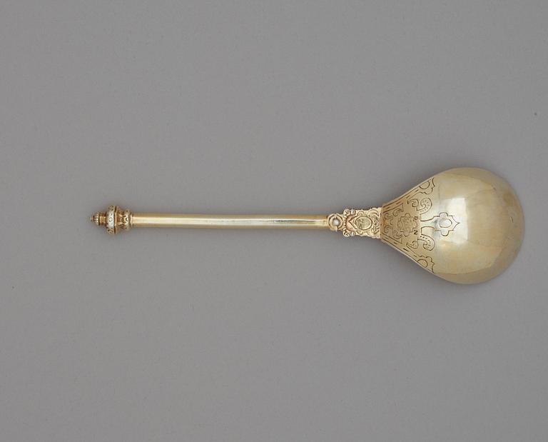 A Polish early 17th century silver-gilt spoon, unmarked.