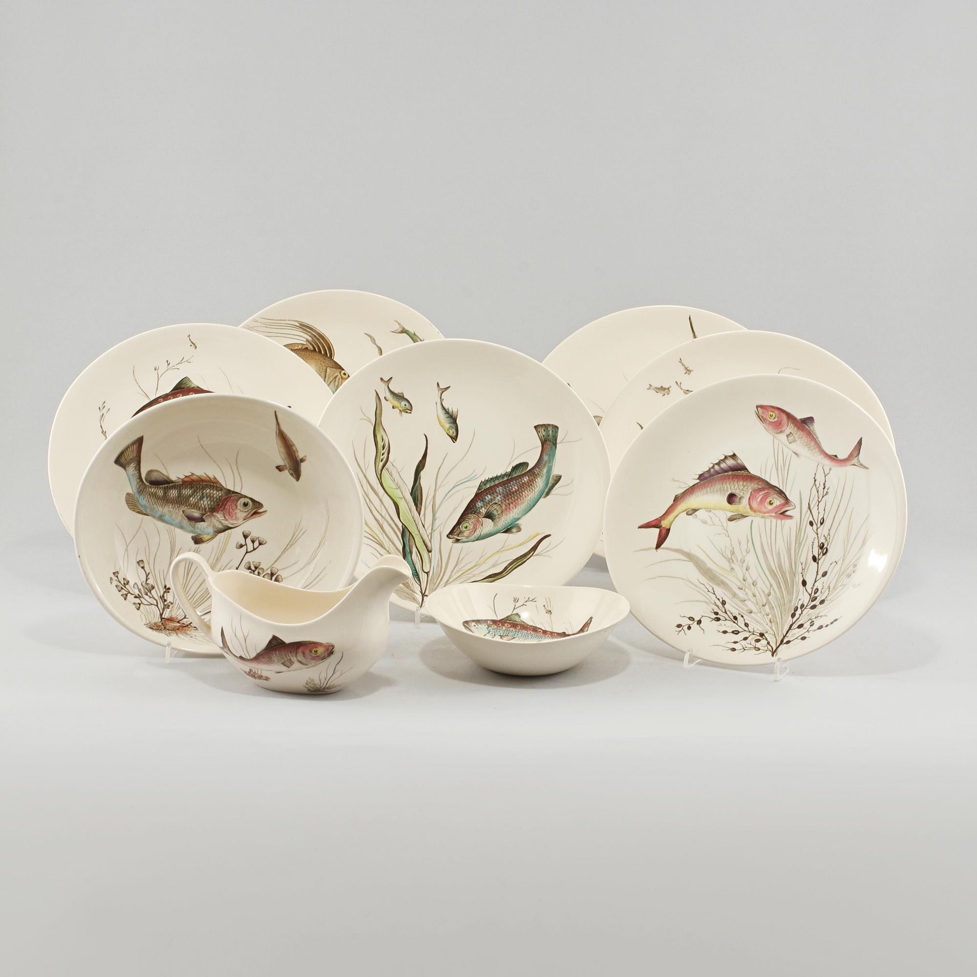 SERVISDELAR, 9 st, flintgods, "Fish" Johnson Bros. England, 1900-talets andra hälft.