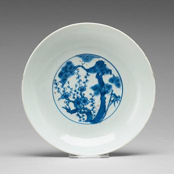 A set of ten blue and white dishes, late Ming dynasty (1368-1644).