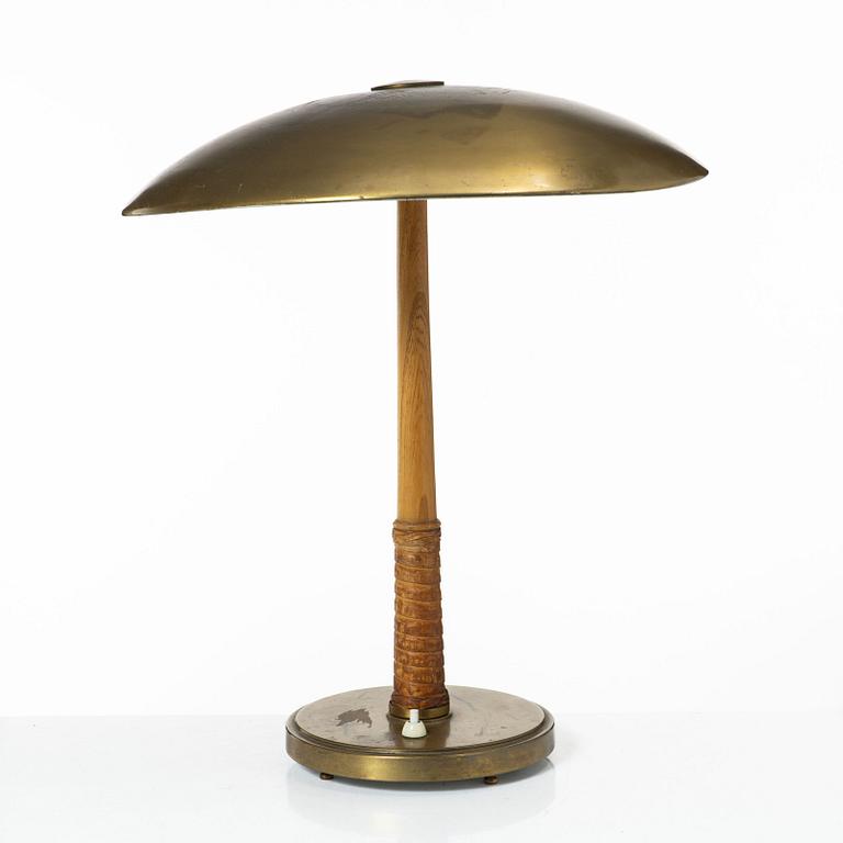 Harald Notini, a table lamp model "15525", Arvid Böhlmarks Lampfabrik, Stockholm, 1950s.