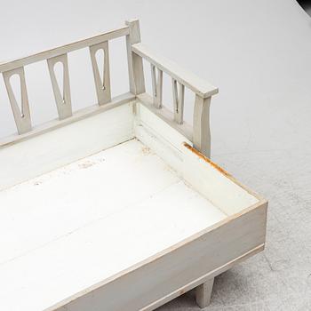 A Gustavian style sofa, early 20th century.