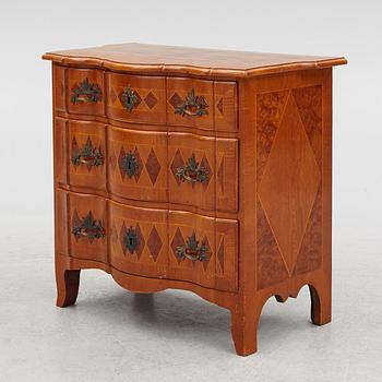 A late Baroque Chest of Drawers, mid 18th Century.