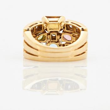 A Bulgari ring "Allegra" in 18K gold set with round brilliant-cut diamonds.