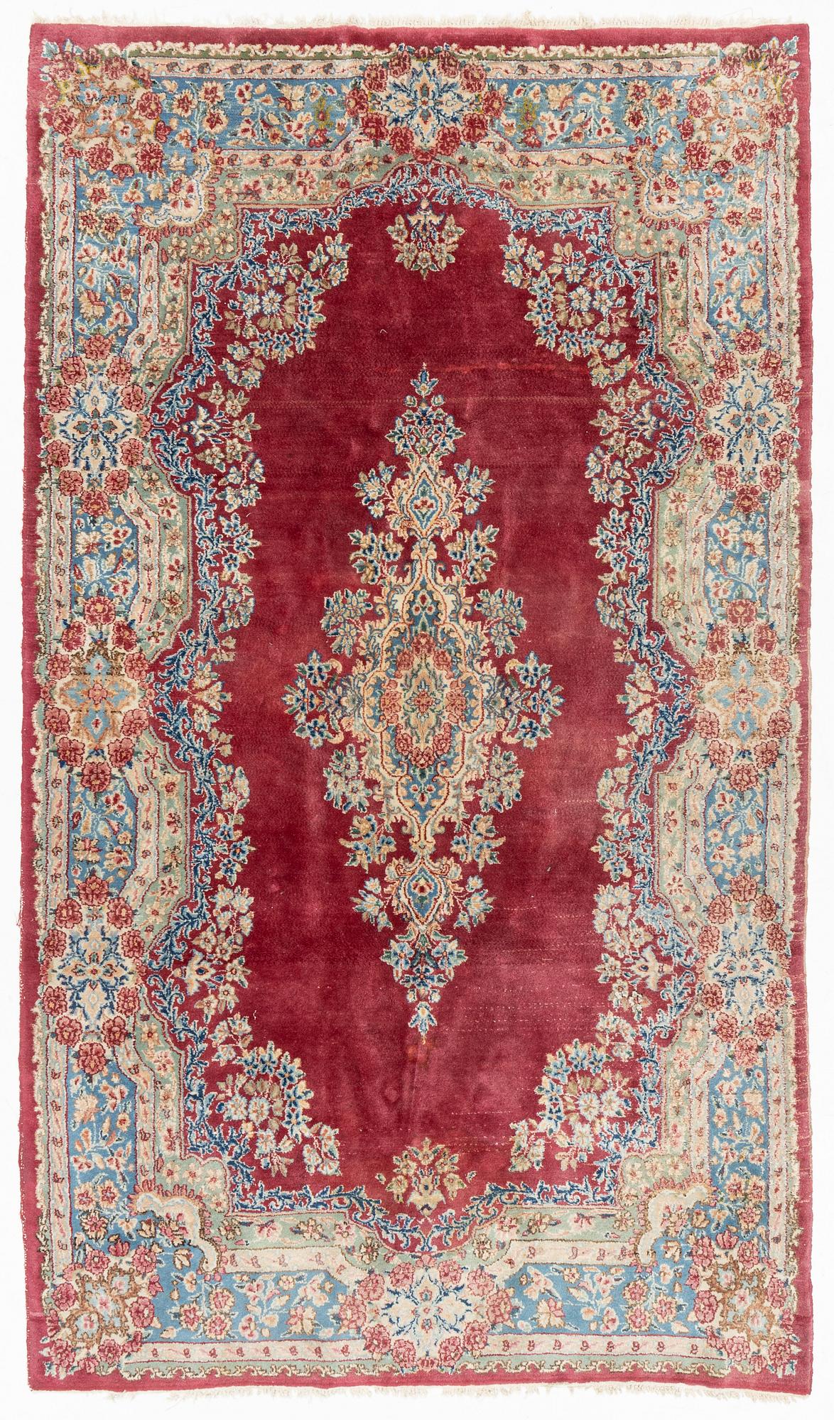 Matta, Old Kirman, ca 258 x 148 cm.