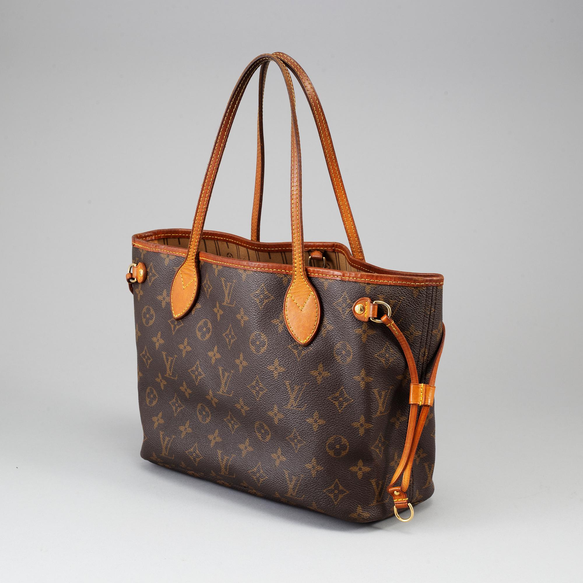 LOUIS VUITTON, 'Neverfull PM'.