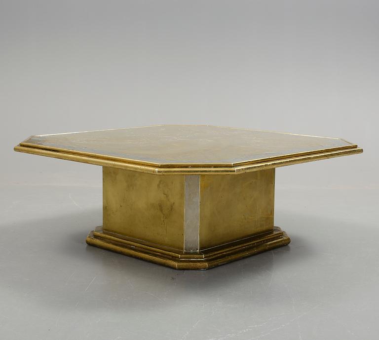 SOFFBORD, mässing signerat Harry Snören. 1970-tal.