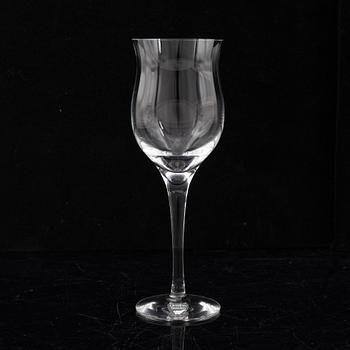 Glasservisdelar, Nils Landberg 12 st  "Illusion" samt Olle Alberius, 24 st "Lisa", Orrefors.