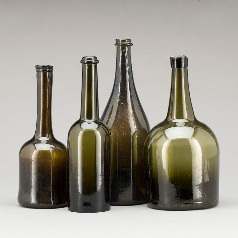 FLASKOR, 4 st, glas, 1800-1900-tal.