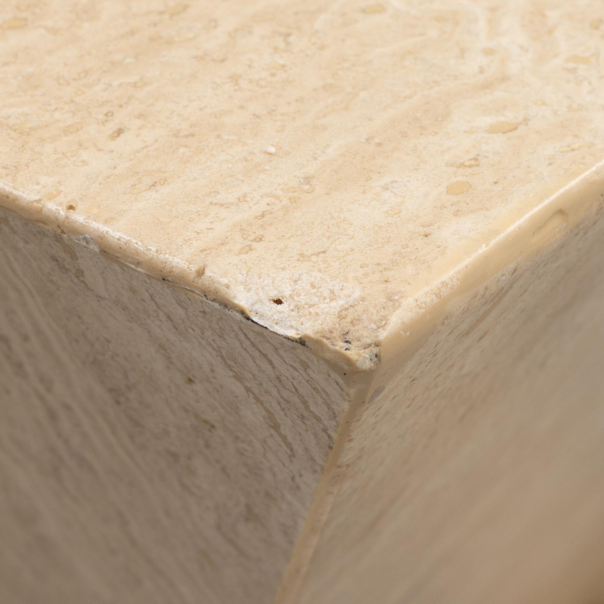 A coffee table, late 20th century.