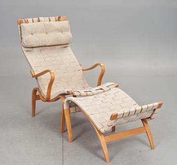 VILSTOL med FOTPALL, "Pernilla", Bruno Mathsson, Karl Mathsson, Värnamo.