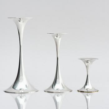 Tapio Wirkkala, three sterling silver 'Trumpetti' candlesticks, Kultakeskus, Hämeenlinna 1973.