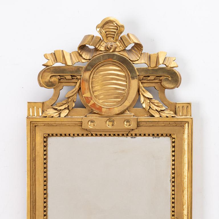Spegel, Stockholmsarbete, sent 1700-tal, Gustaviansk.