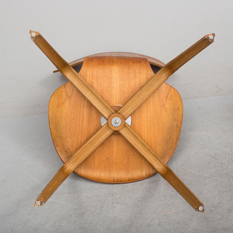 Three 1960's Arne Jacobsen Grand Prix Fritz Hansen chairs.