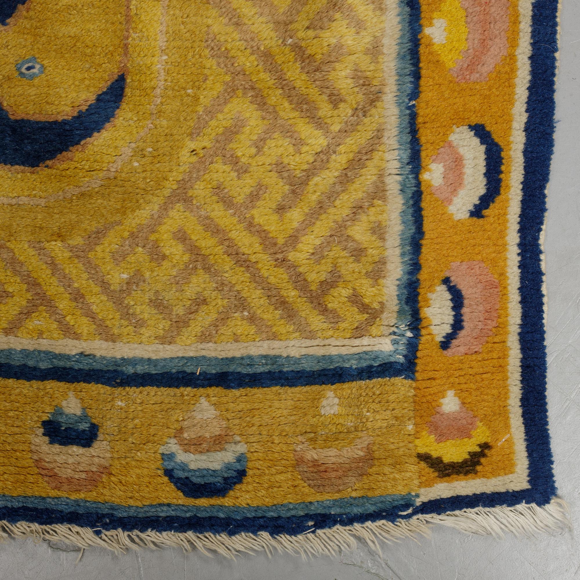 An antique Ningxia meditation rug, ca 201 x 69 cm.
