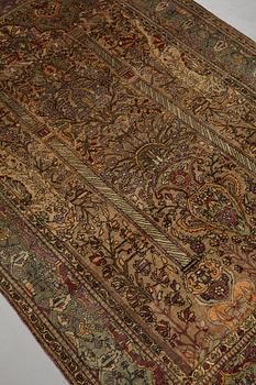 A rug, an antique / semi-antique silk Kashan so called Motashem / Feraghan ca 191,5 - 194,5 x 128,5 - 133 cm.