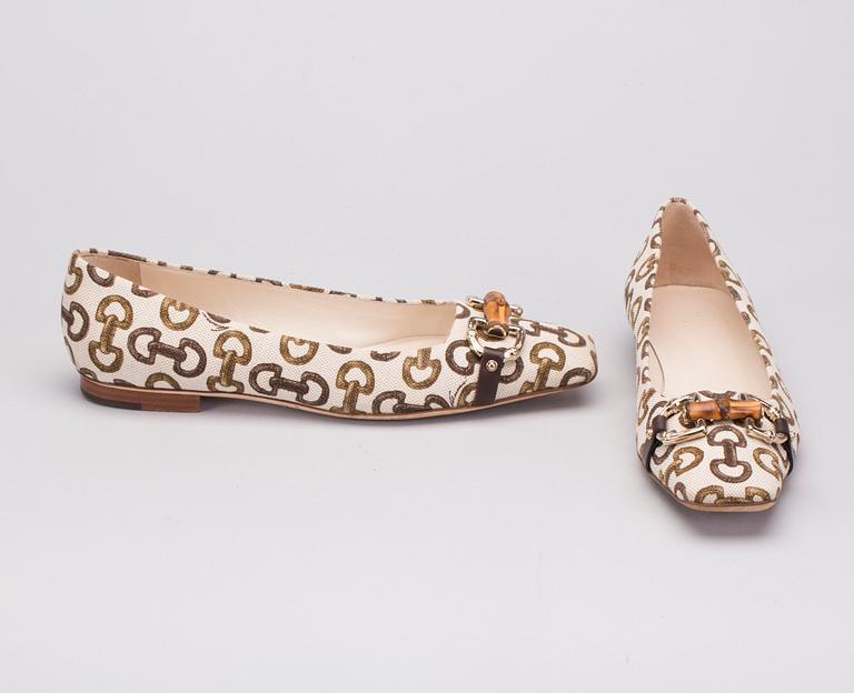 SKOR, Gucci.