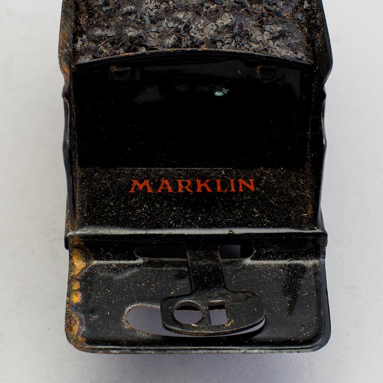 A tinplate Märklin steam locomotive with tender F 13040, 0 Gauge, Germany, 1920s.