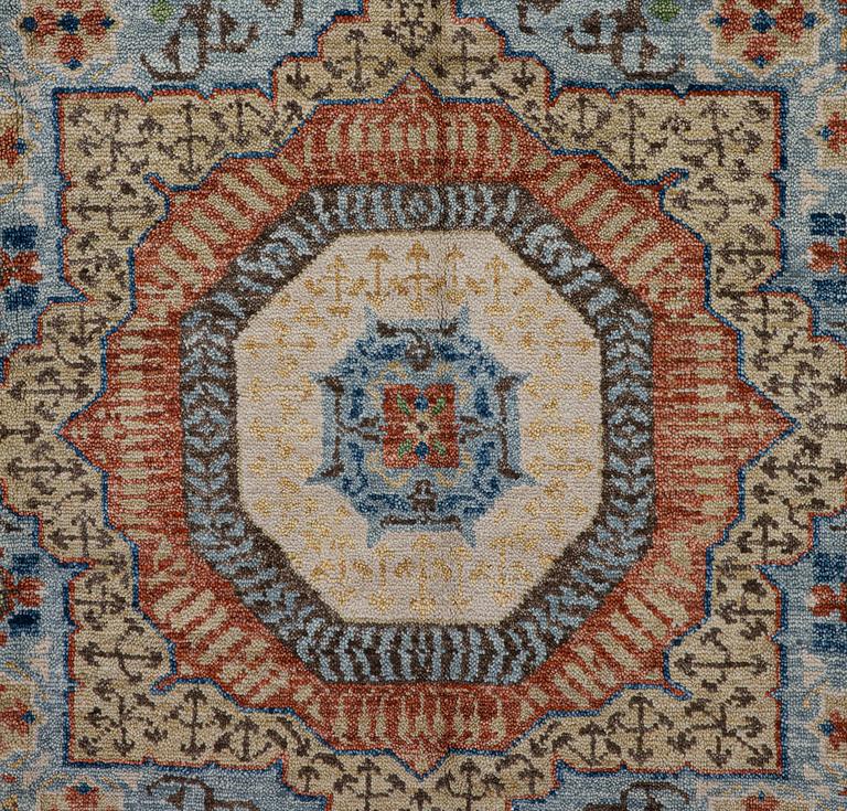 A carpet, Mamluk Design, ca 364 x 254 cm.