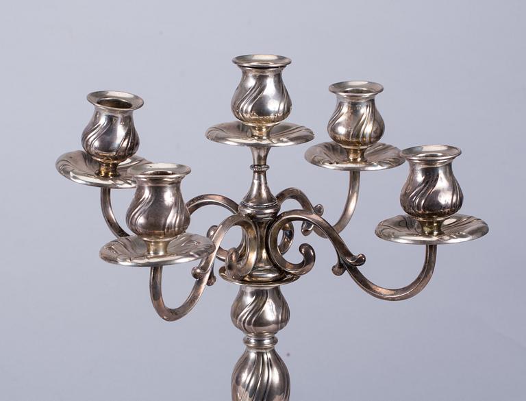 KANDELABRAR, ett par, silver, 1900-tal, vikt ca 1520g.
