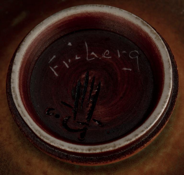 SKÅLAR, 3 st, stengods, Berndt Friberg, Gustavsberg. Signerade Friberg med studiohanden.