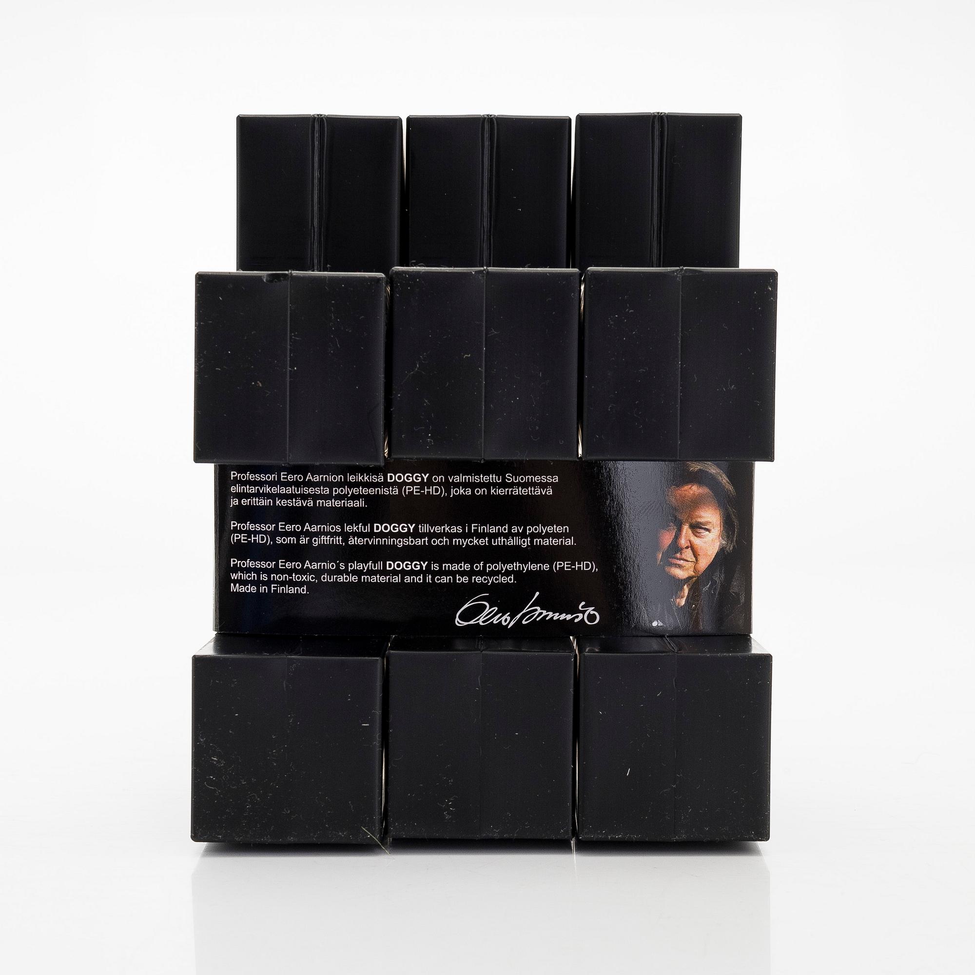 Eero Aarnio, rakennuspalikoita, 30 kpl, "Doggy", Plastex 2009.