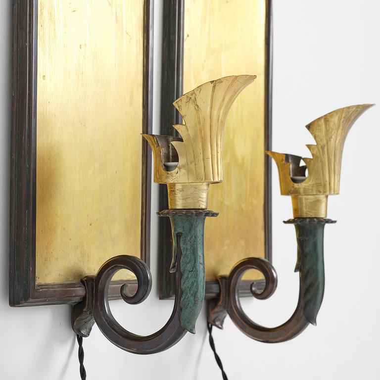 A pair of Swedish Grace wall lamps, 1920s-30s.