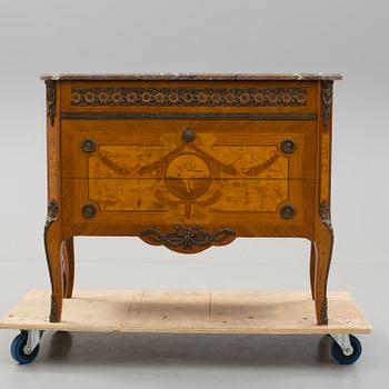 BYRÅ, Gustaviansk stil, 1920/30-tal.