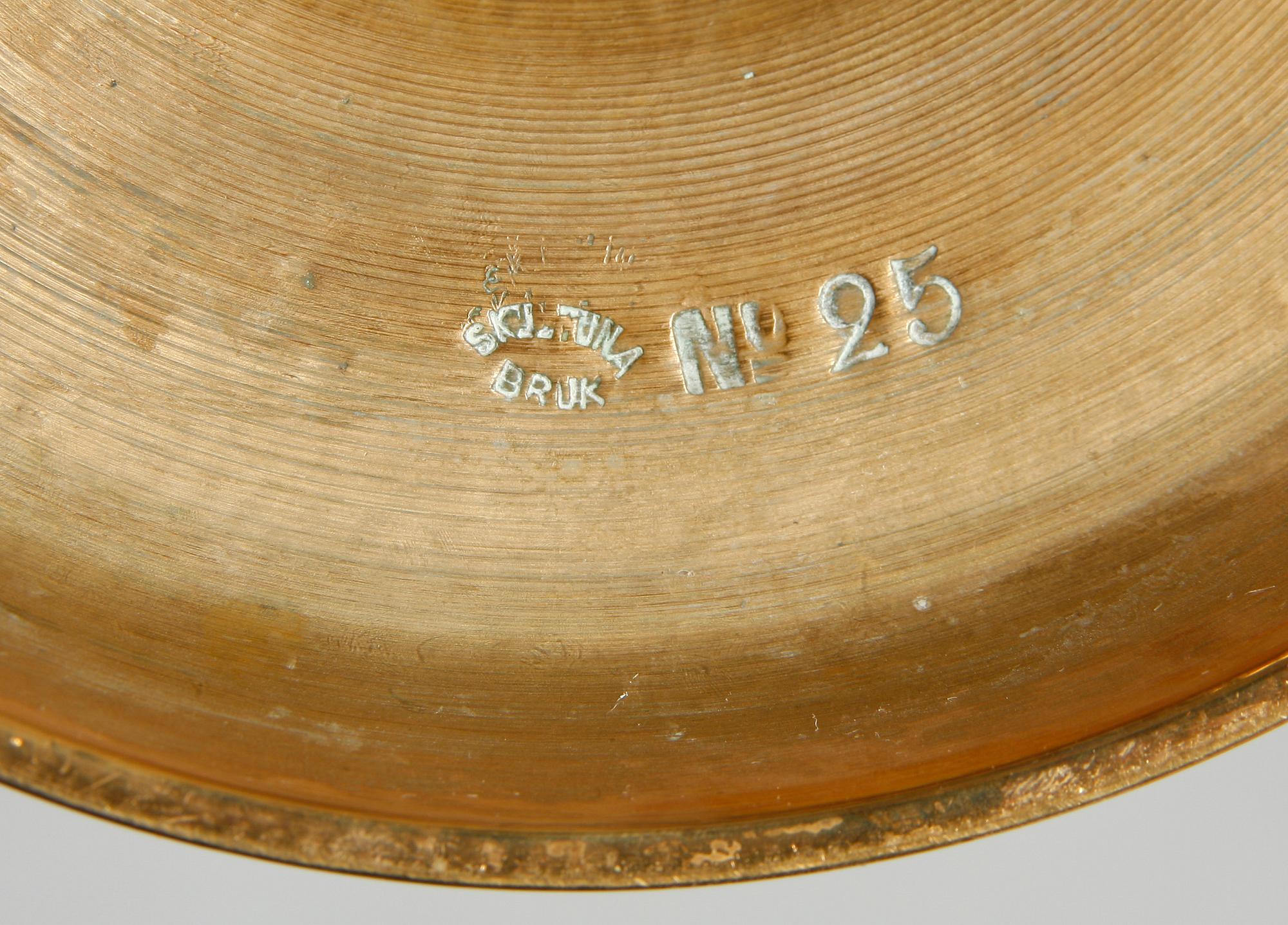 LJUSSTAKAR, ett par, mässing, Skultuna modell 25, 1800/1900-tal.