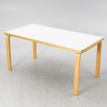 Alvar Aalto, a table model 81 B with drawer, Artek, Finland.
