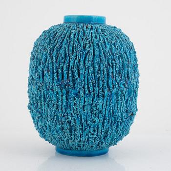 Gunnar Nylund, vase, "Hedgehog Vase", Rörstrand.