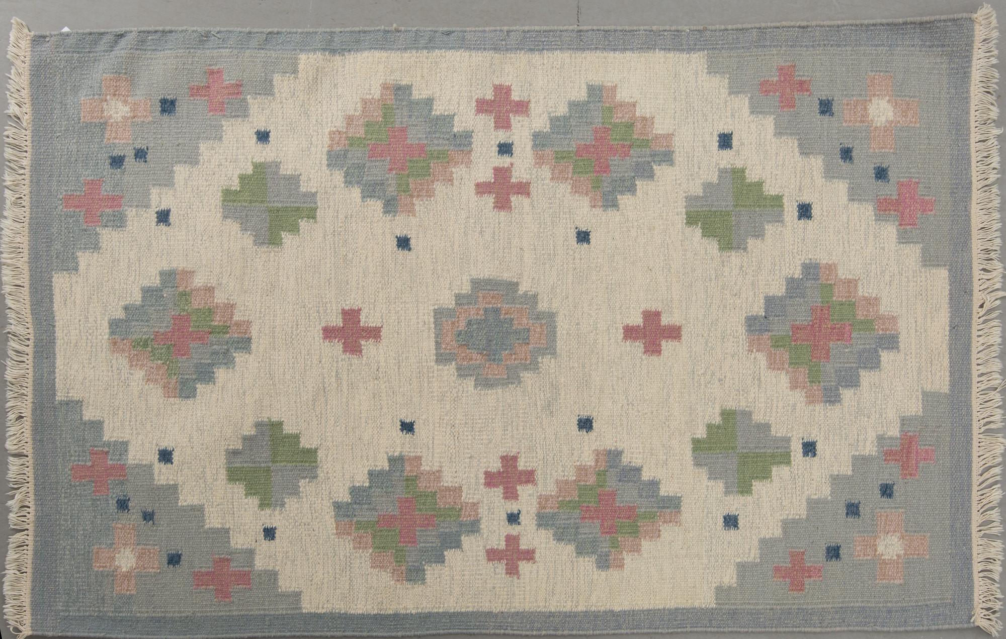MATTA, rölakan, 1900-talets andra hälft. Ca 193 x 137 cm.