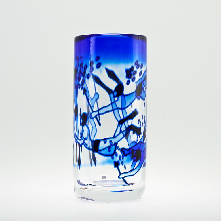 An Olle Alberius ariel 'Dykare/Diver' glass vase, Orrefors, 1988.