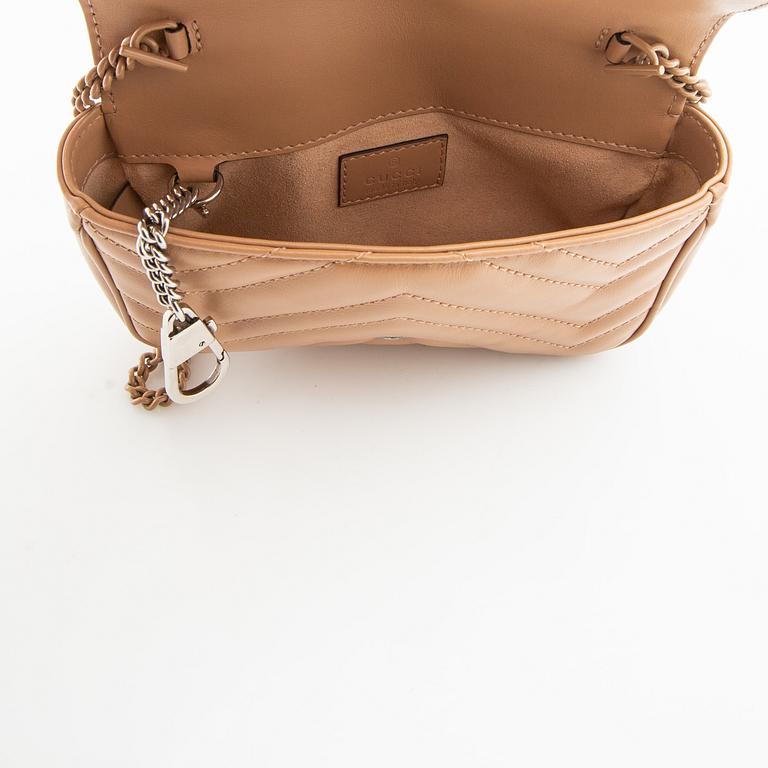 Gucci bag "Marmont mini".