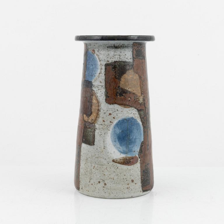 Carl-Harry Stålhane, a stoneware vase, Rörstrand Drejargruppen, 1976.