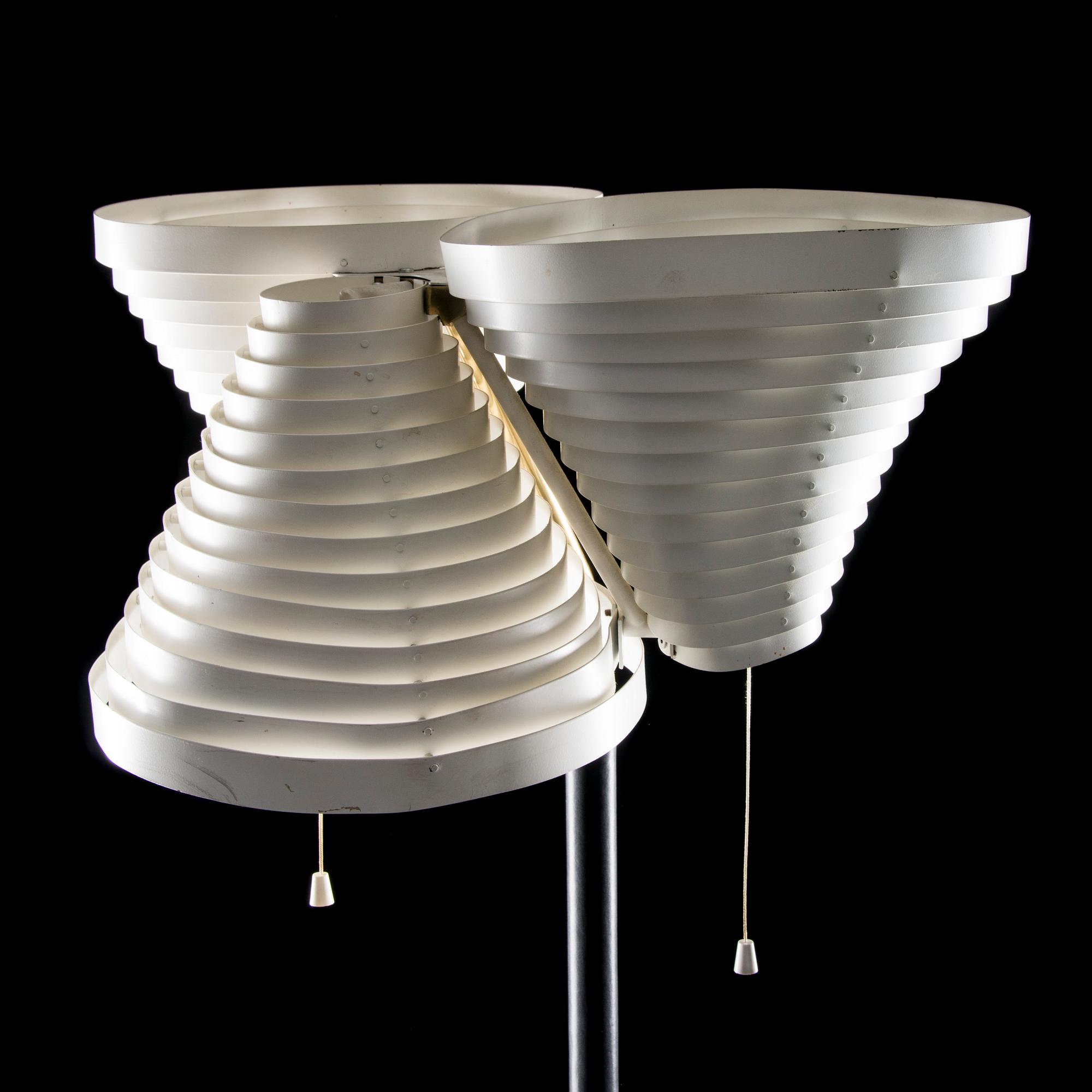 GOLVLAMPA, A809, Alvar Aalto, Artek.