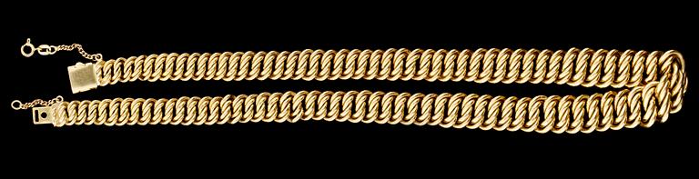 COLLIER,